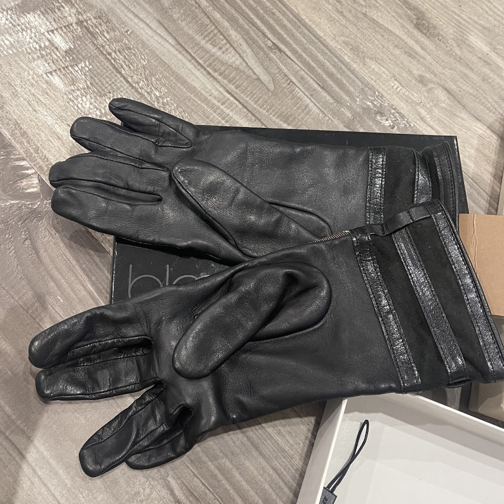 Burberry Black and Brown Checkered Gloves - Picture 5 of 8